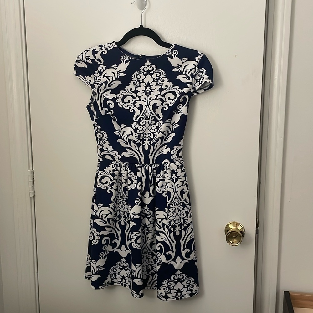 Navy floral design dress perfect for formal occasions